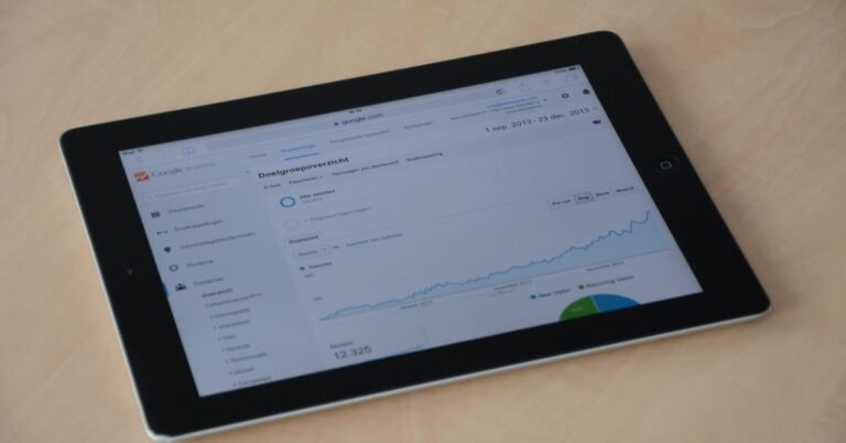 Content Decay: How to Detect SEO Traffic Drops and Fix Them Fast